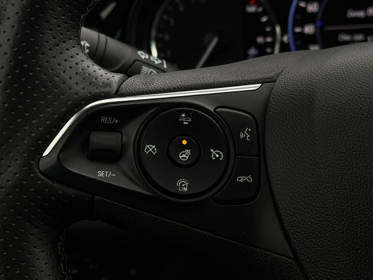 Opel Insignia - Zdjęcie 32