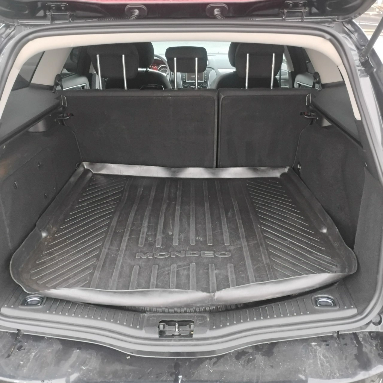 Ford Mondeo - Zdjęcie 35