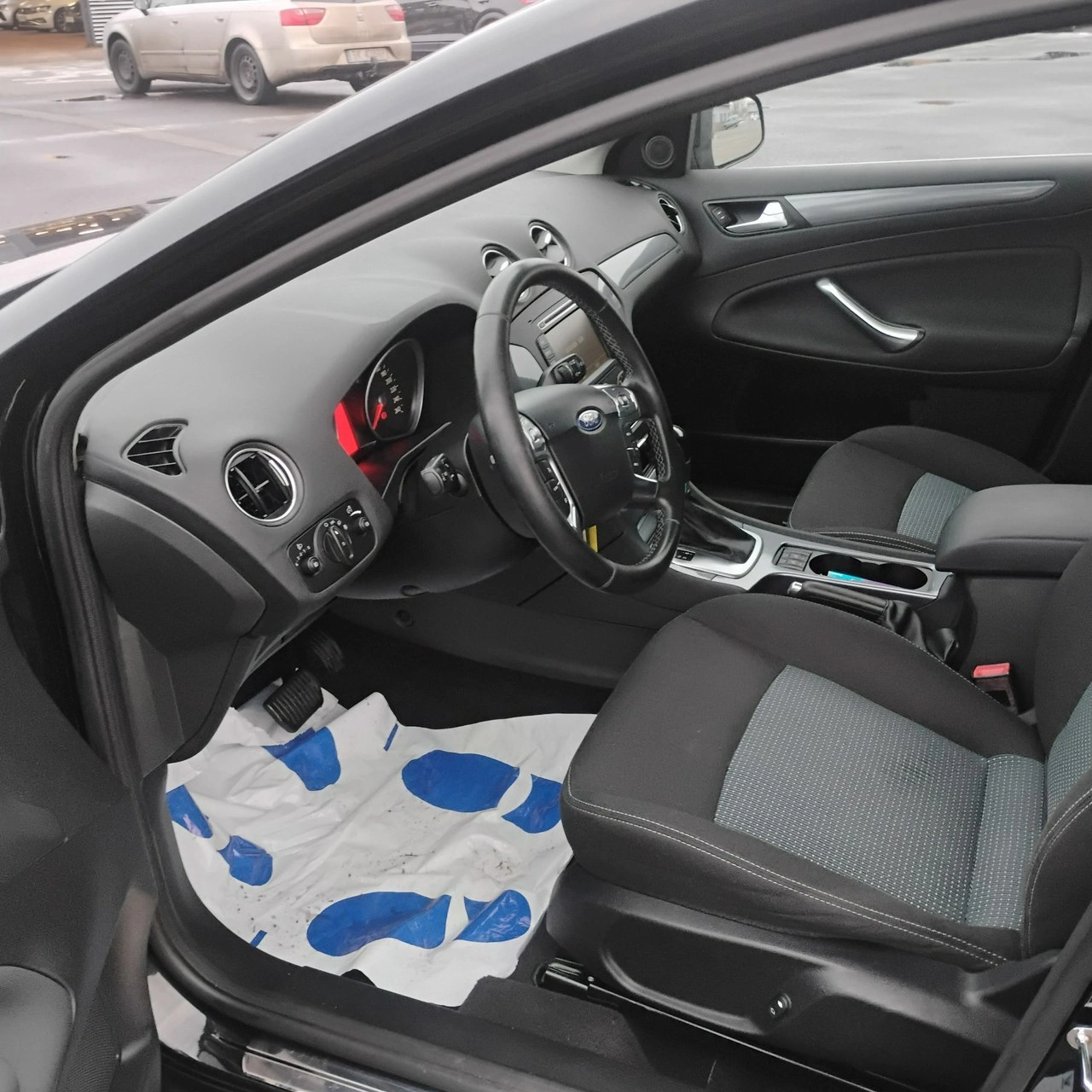 Ford Mondeo - Zdjęcie 17