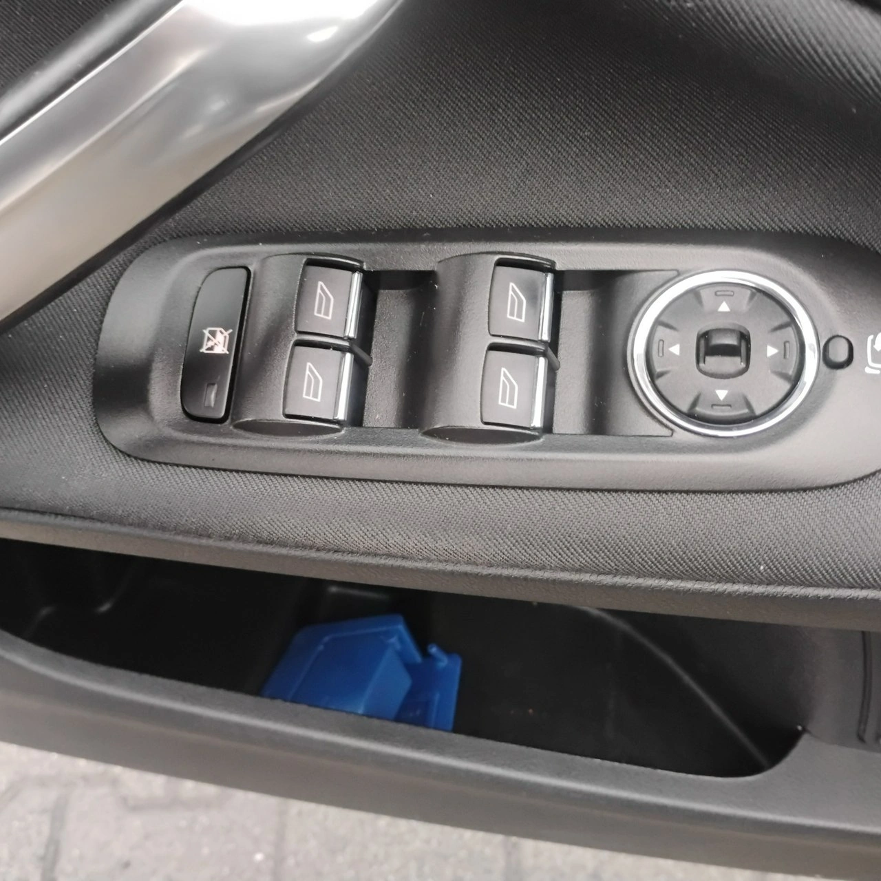 Ford Mondeo - Zdjęcie 25