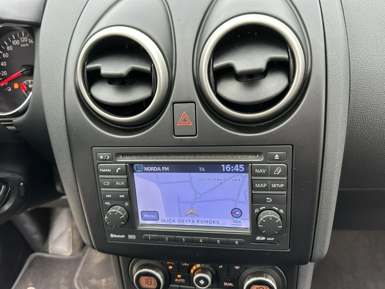 Nissan Qashqai+2 - Zdjęcie 19