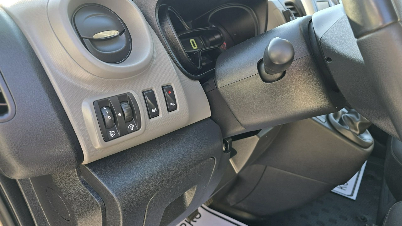 Renault Trafic - Zdjęcie 20