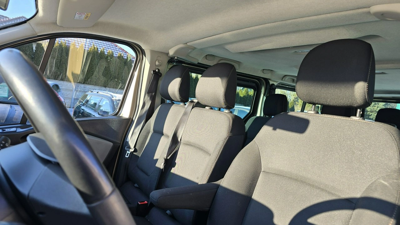 Renault Trafic - Zdjęcie 21