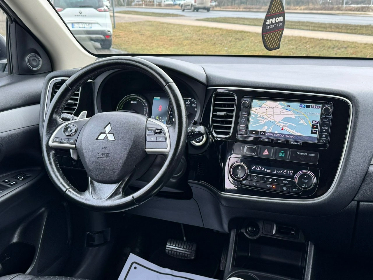 Mitsubishi Outlander - Zdjęcie 18