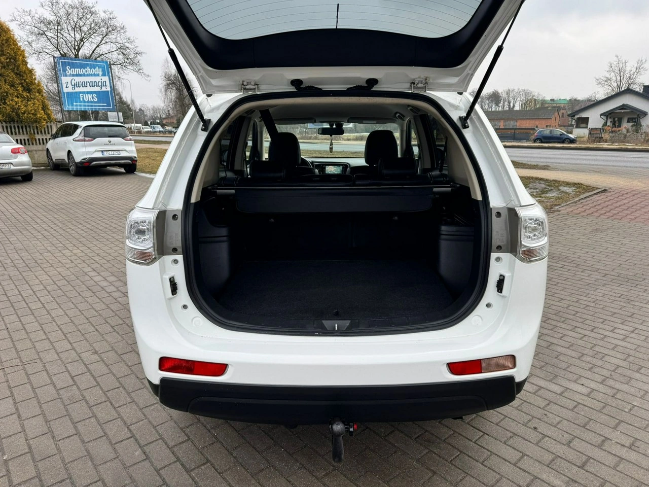 Mitsubishi Outlander - Zdjęcie 27