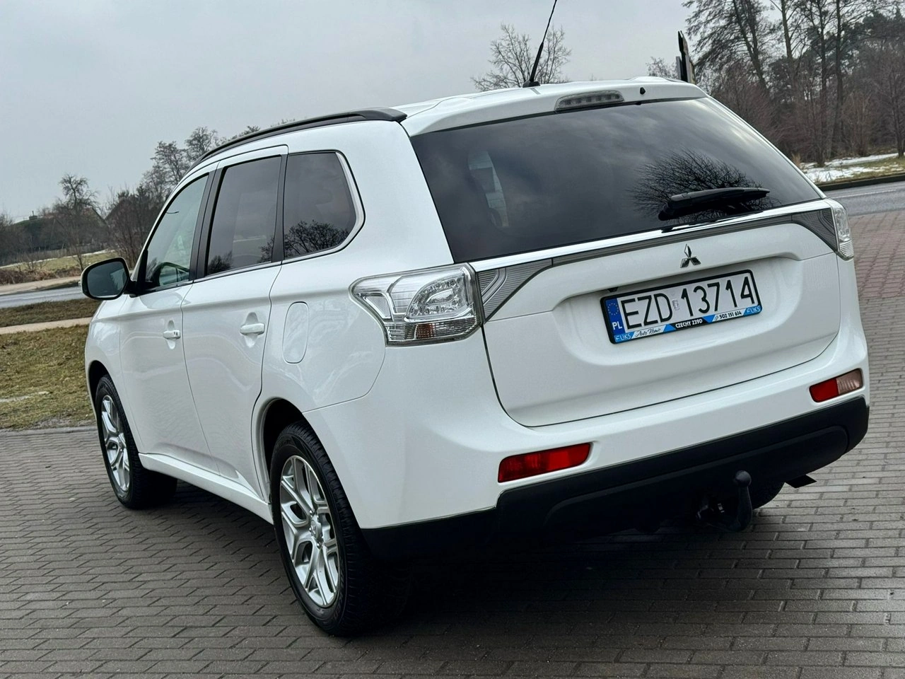 Mitsubishi Outlander - Zdjęcie 5
