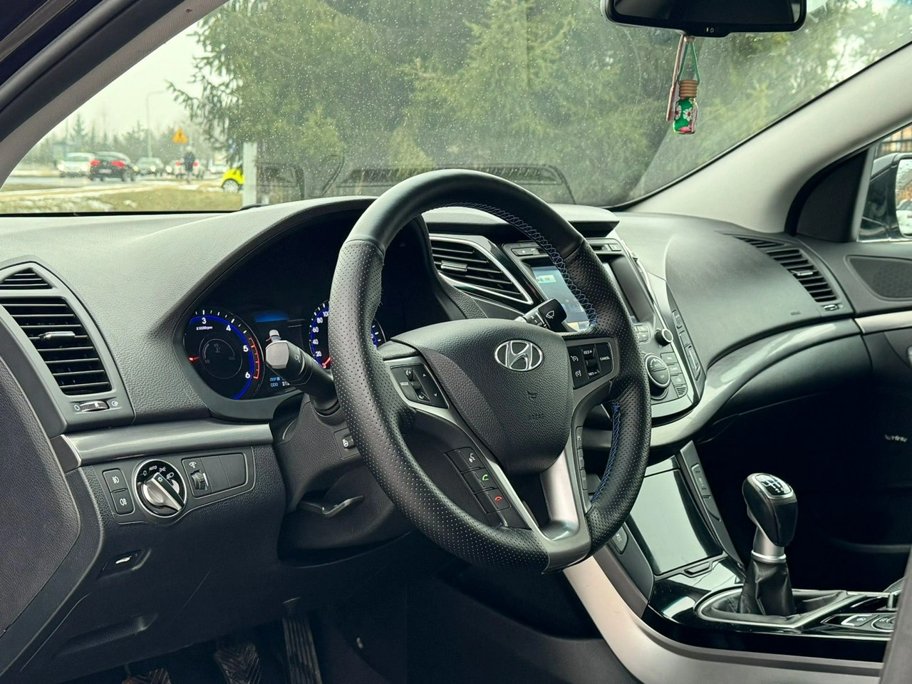 Hyundai i40 - Zdjęcie 17