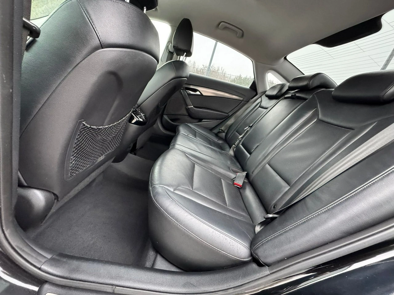 Hyundai i40 - Zdjęcie 23