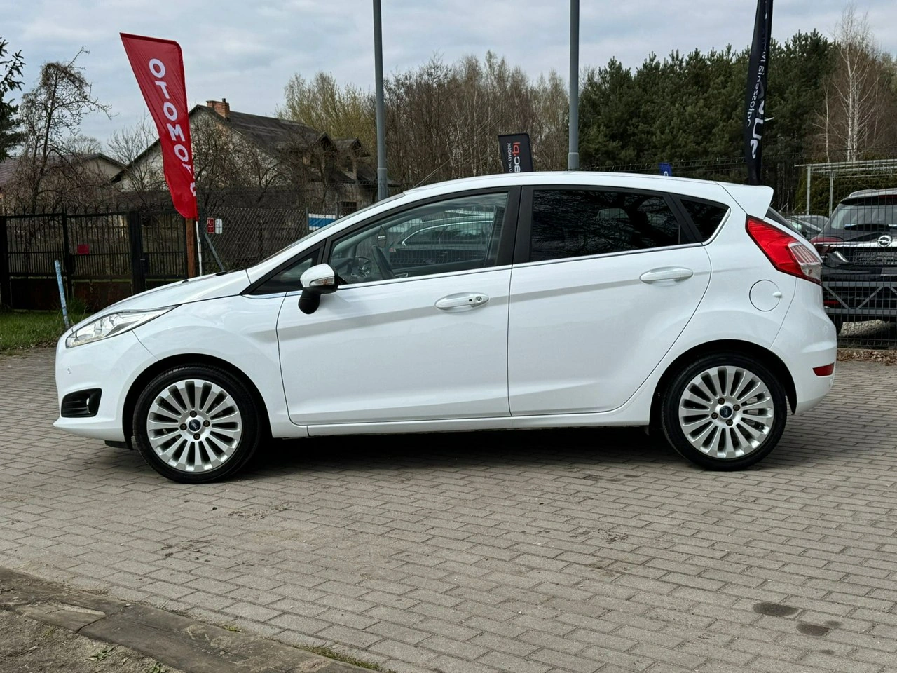 Ford Fiesta - Zdjęcie 11