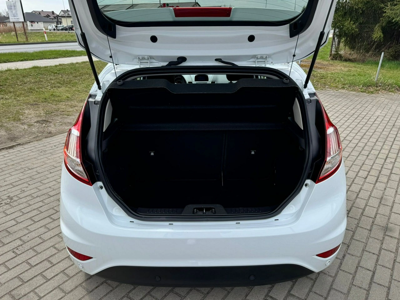 Ford Fiesta - Zdjęcie 20