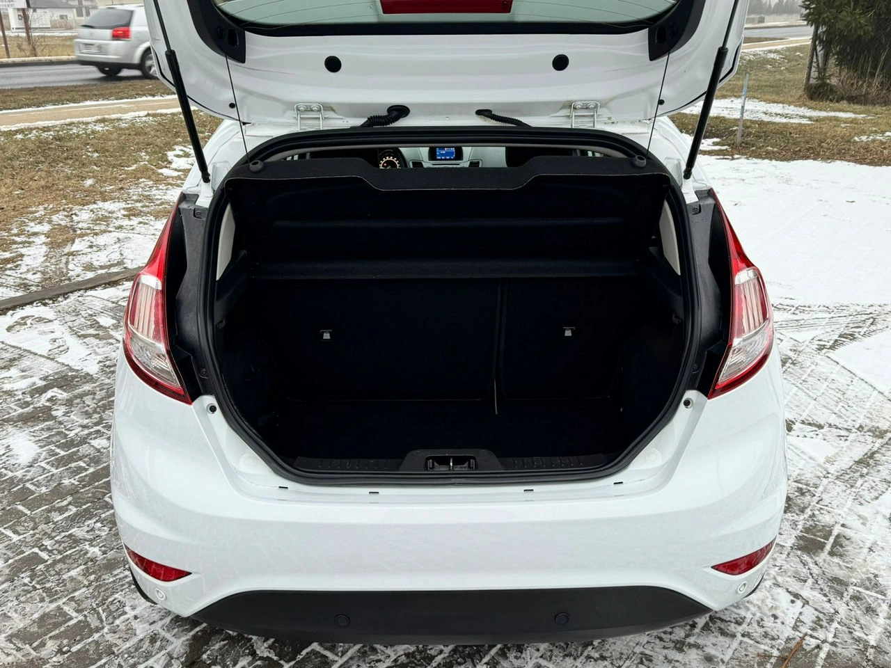 Ford Fiesta - Zdjęcie 26