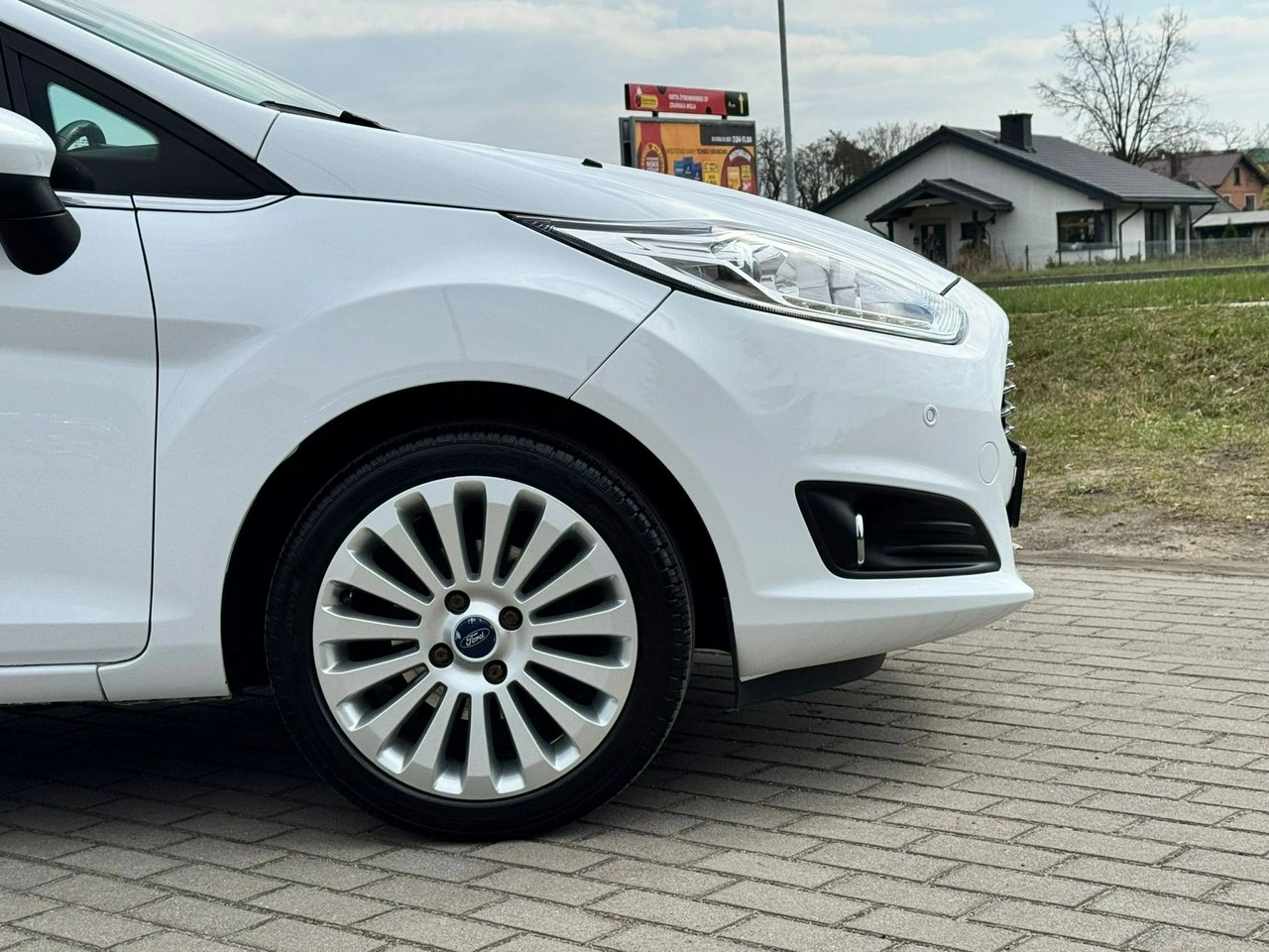 Ford Fiesta - Zdjęcie 8