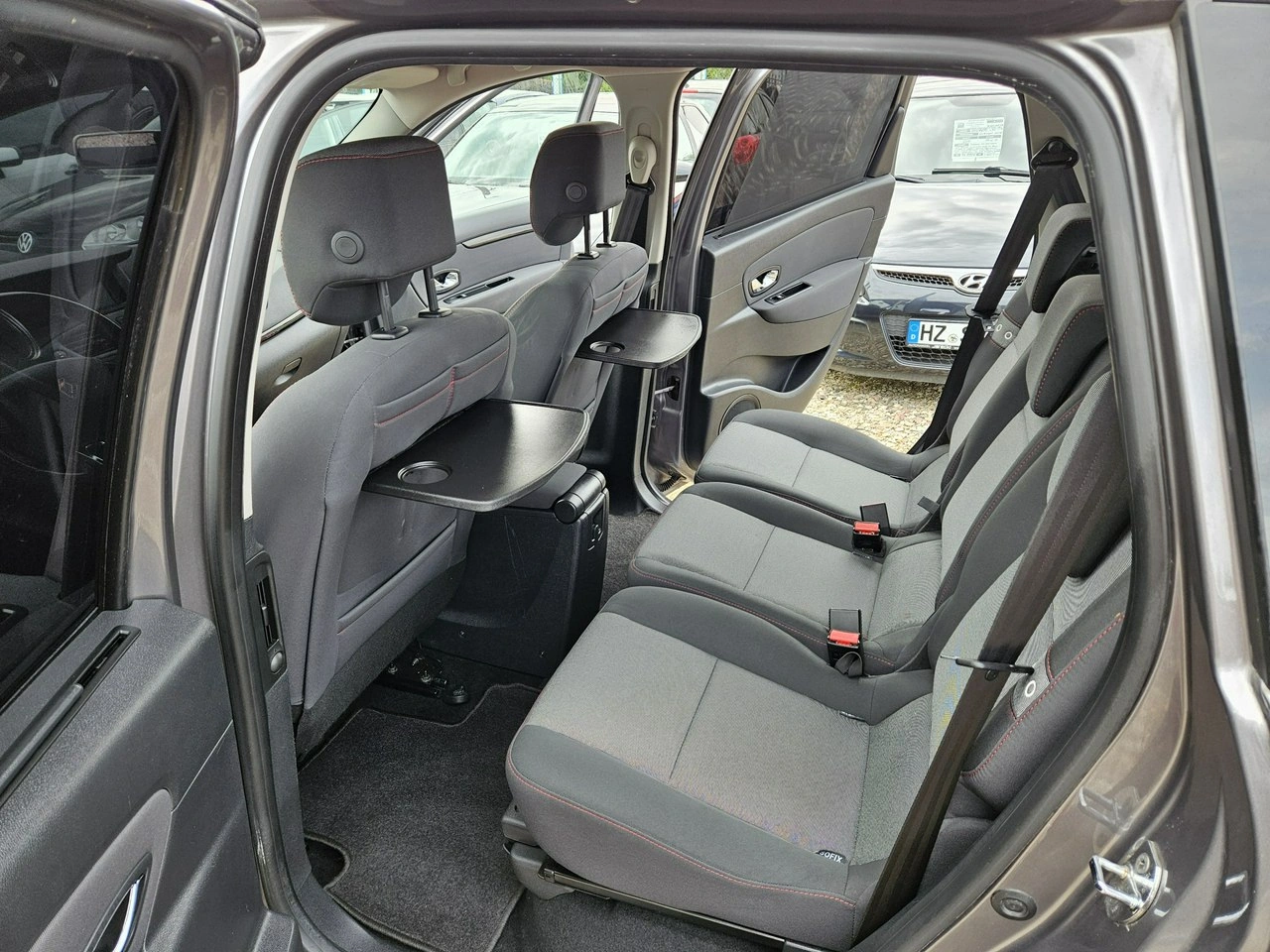 Renault Grand Scenic - Zdjęcie 8