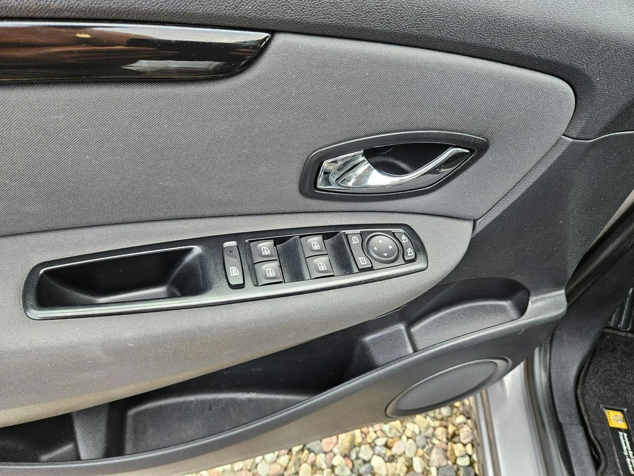 Renault Grand Scenic - Zdjęcie 12