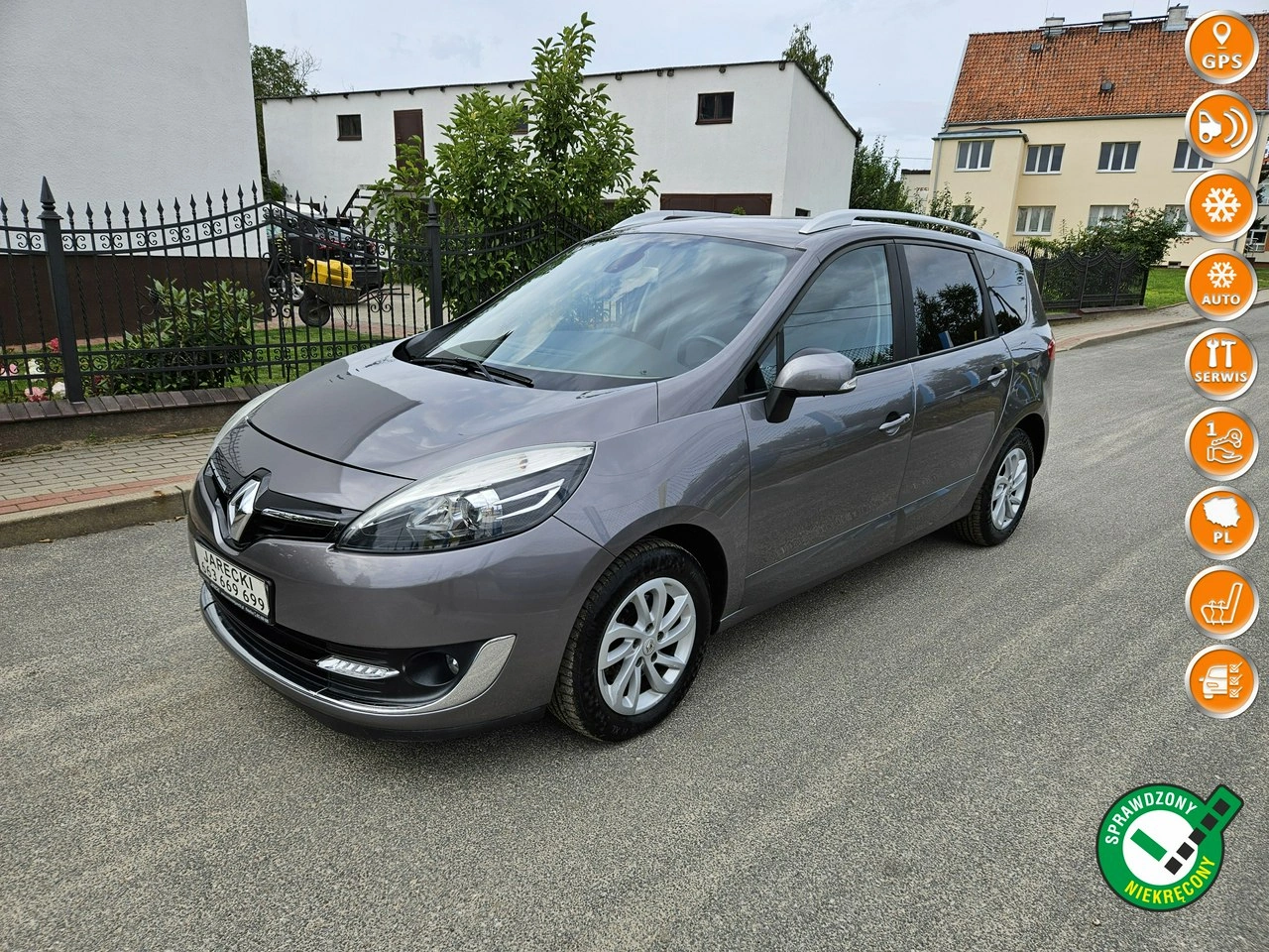 Renault Grand Scenic - Główne zdjęcie