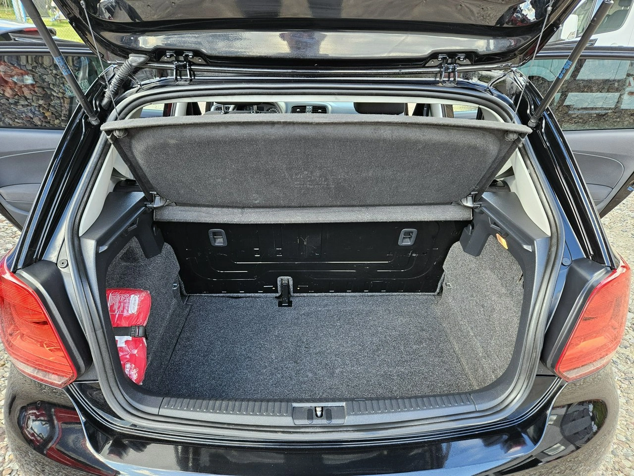 Volkswagen Polo - Zdjęcie 15