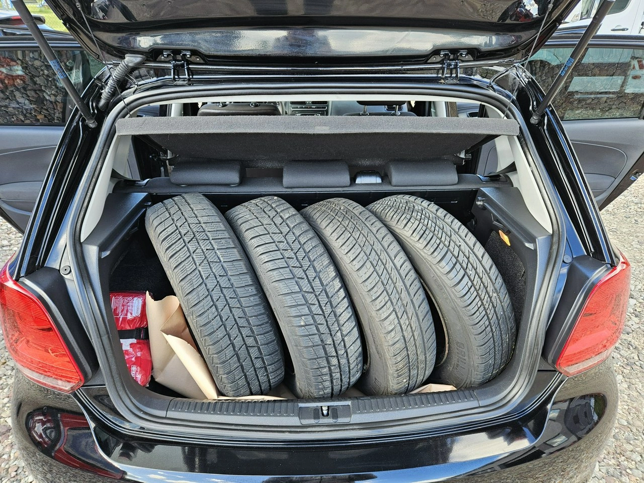 Volkswagen Polo - Zdjęcie 16