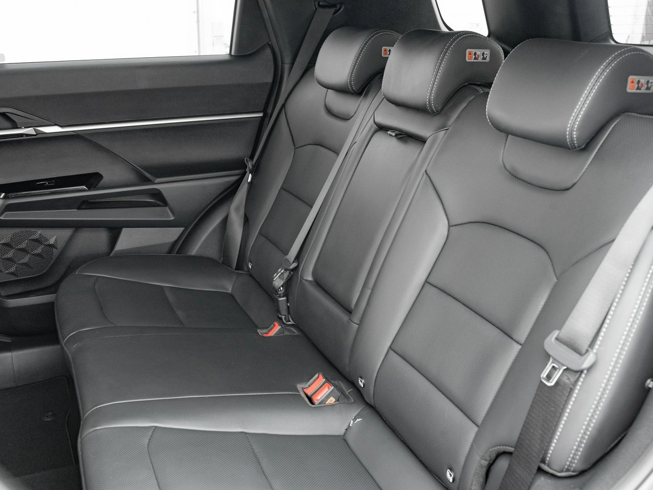 SsangYong/KGM Torres - Zdjęcie 25