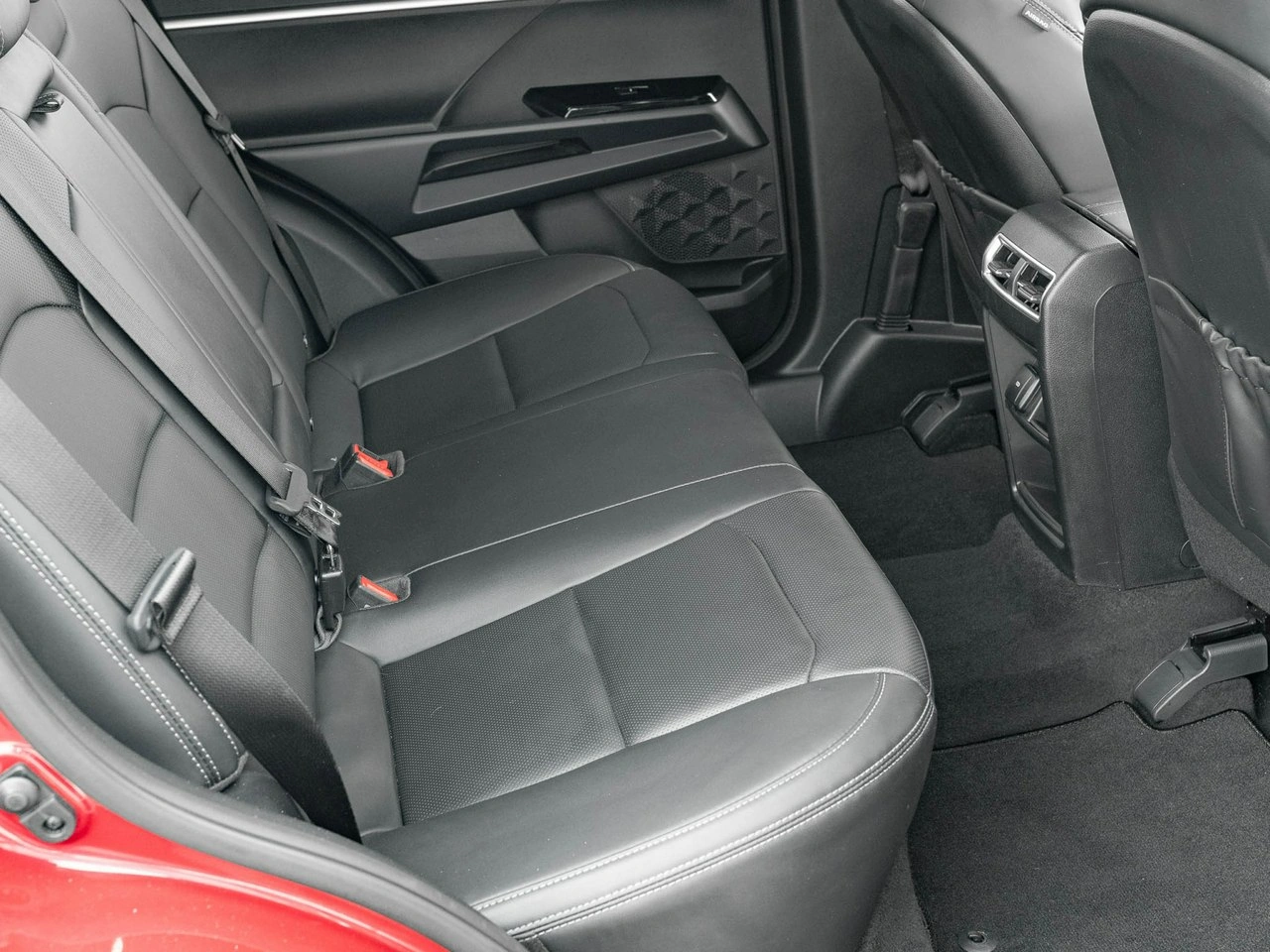 SsangYong/KGM Torres - Zdjęcie 28