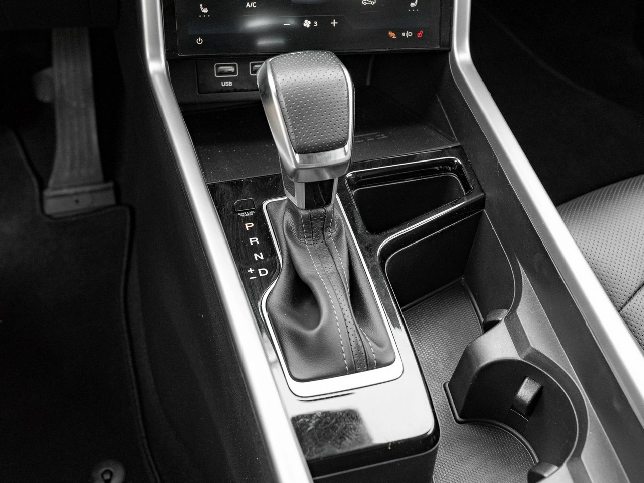 SsangYong/KGM Torres - Zdjęcie 14