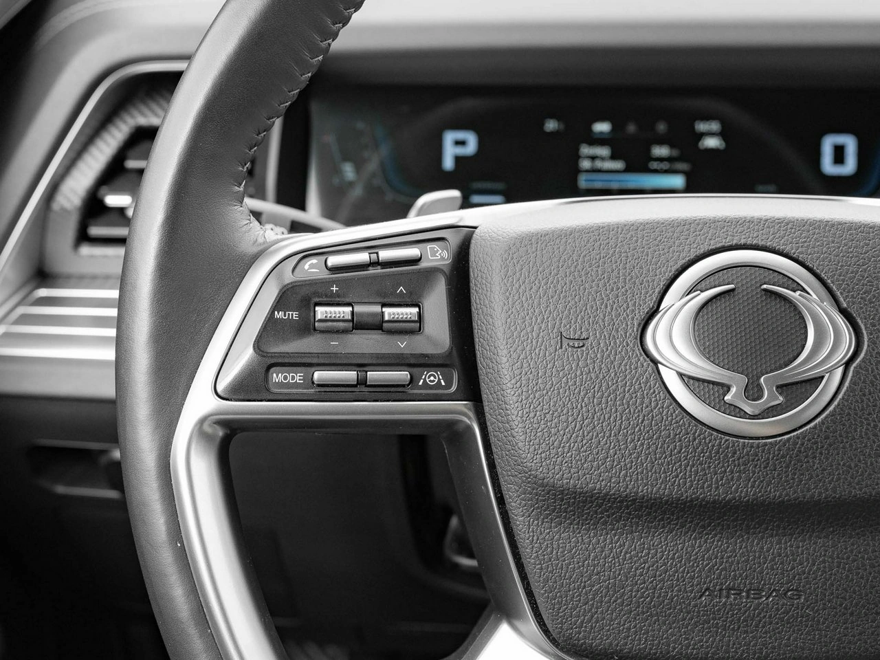 SsangYong/KGM Torres - Zdjęcie 12