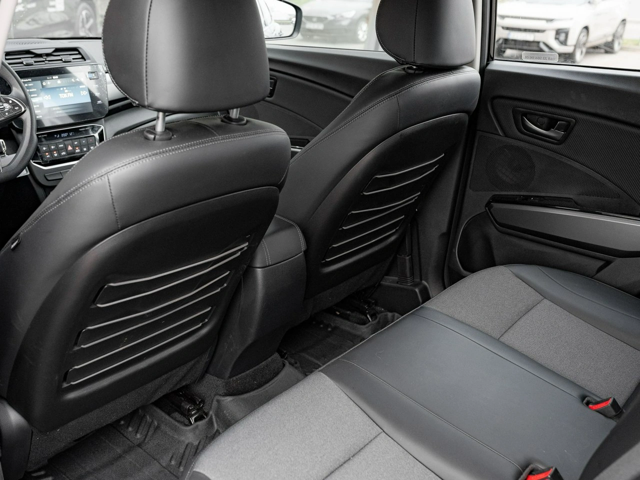 SsangYong/KGM Tivoli - Zdjęcie 23