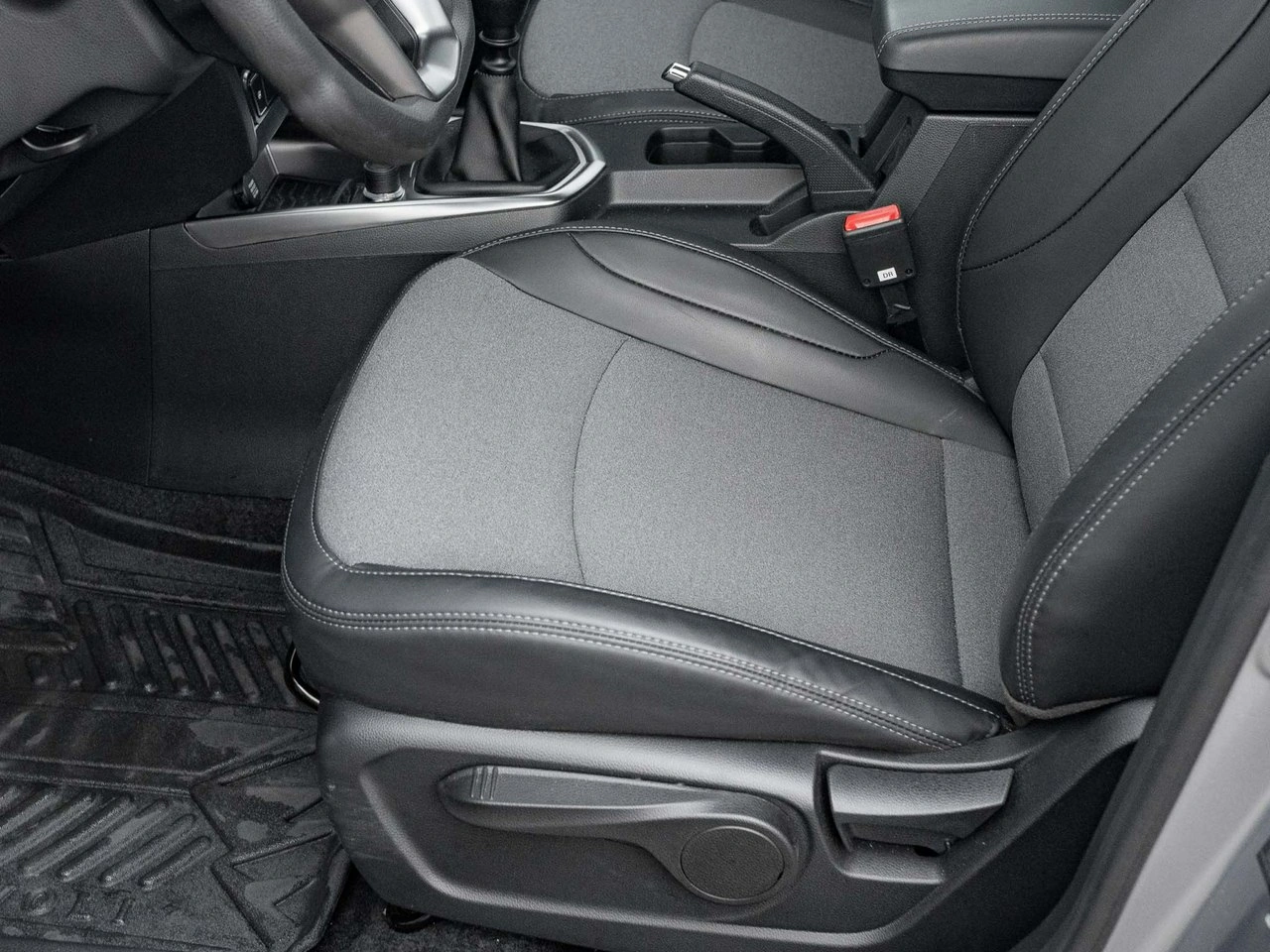 SsangYong/KGM Tivoli - Zdjęcie 12