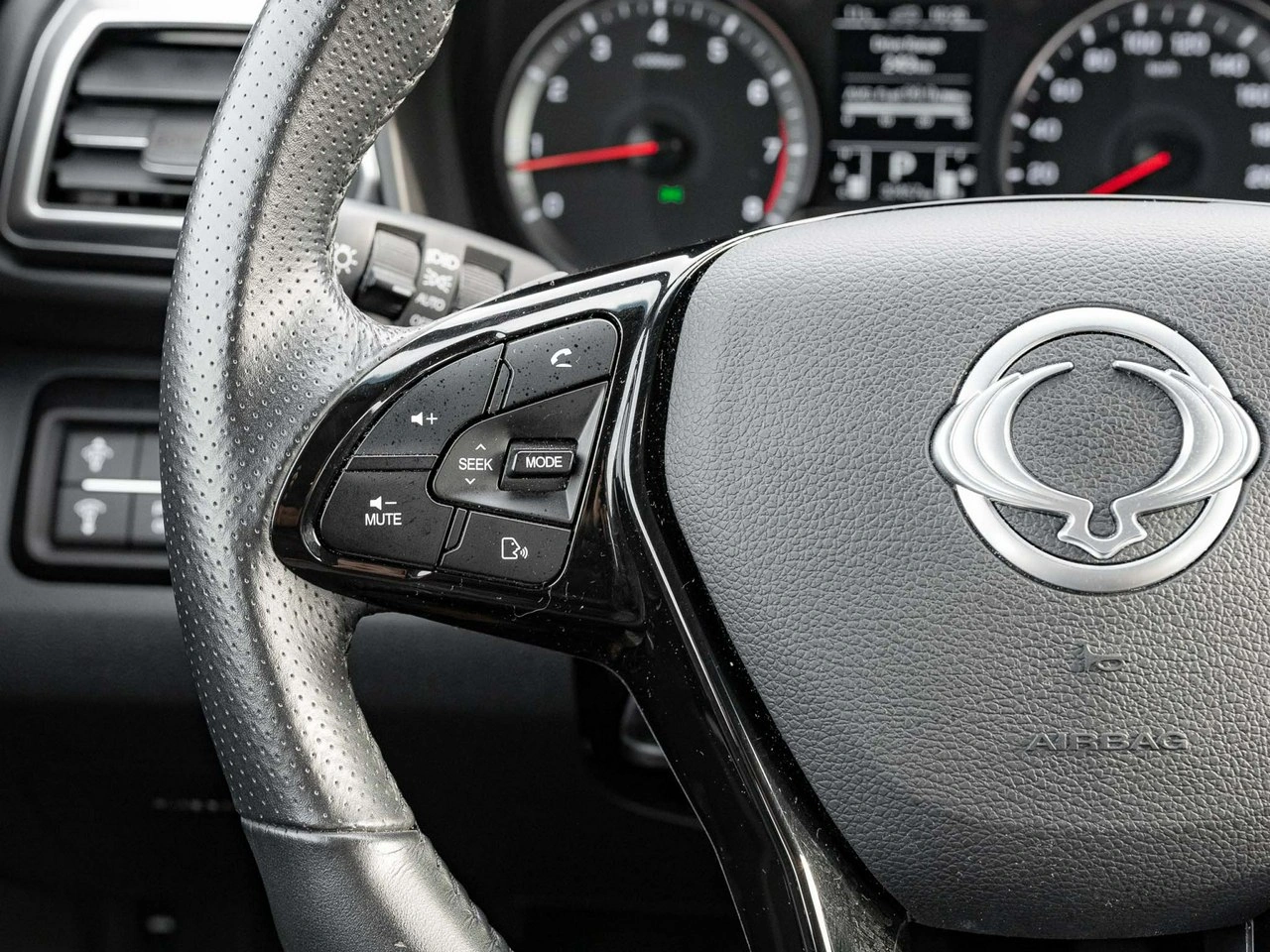 SsangYong/KGM Tivoli - Zdjęcie 11