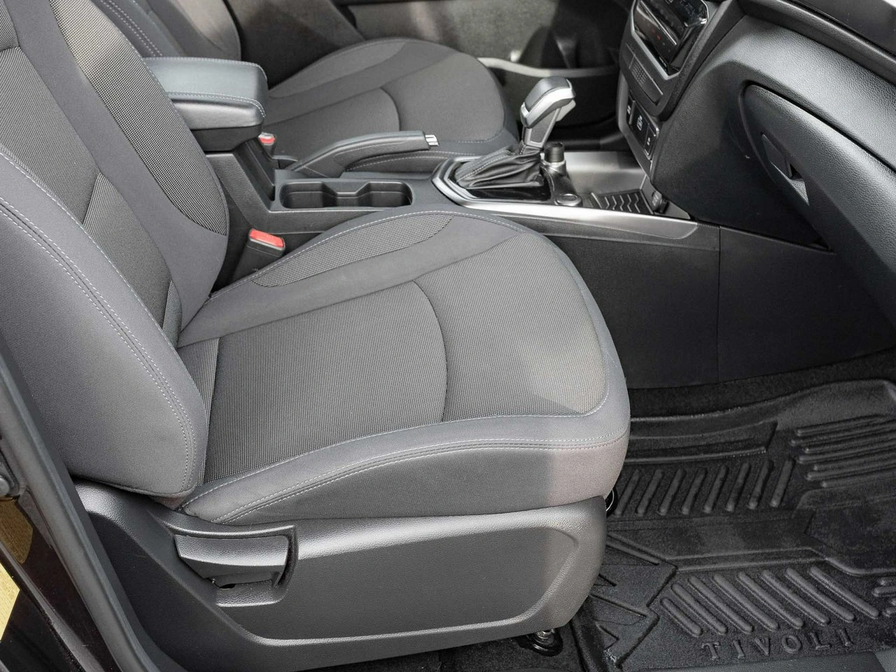 SsangYong/KGM Tivoli - Zdjęcie 26