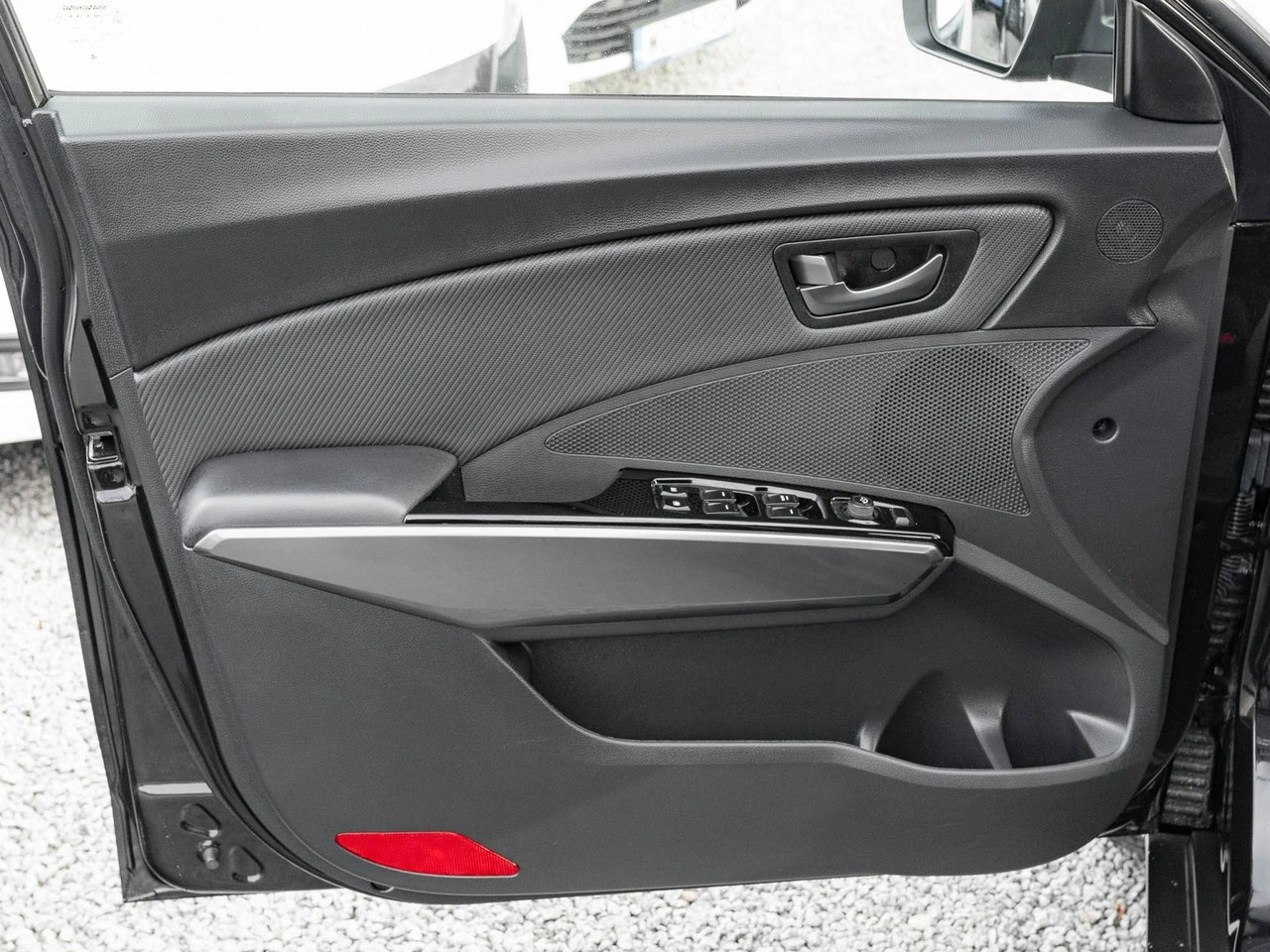 SsangYong/KGM Tivoli - Zdjęcie 8