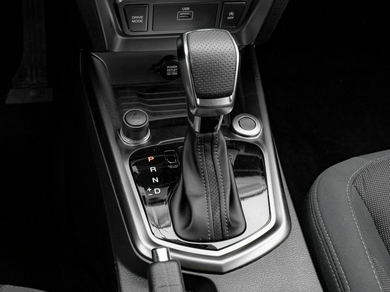 SsangYong/KGM Tivoli - Zdjęcie 15