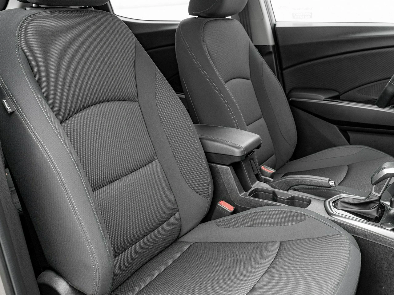 SsangYong/KGM Tivoli - Zdjęcie 21