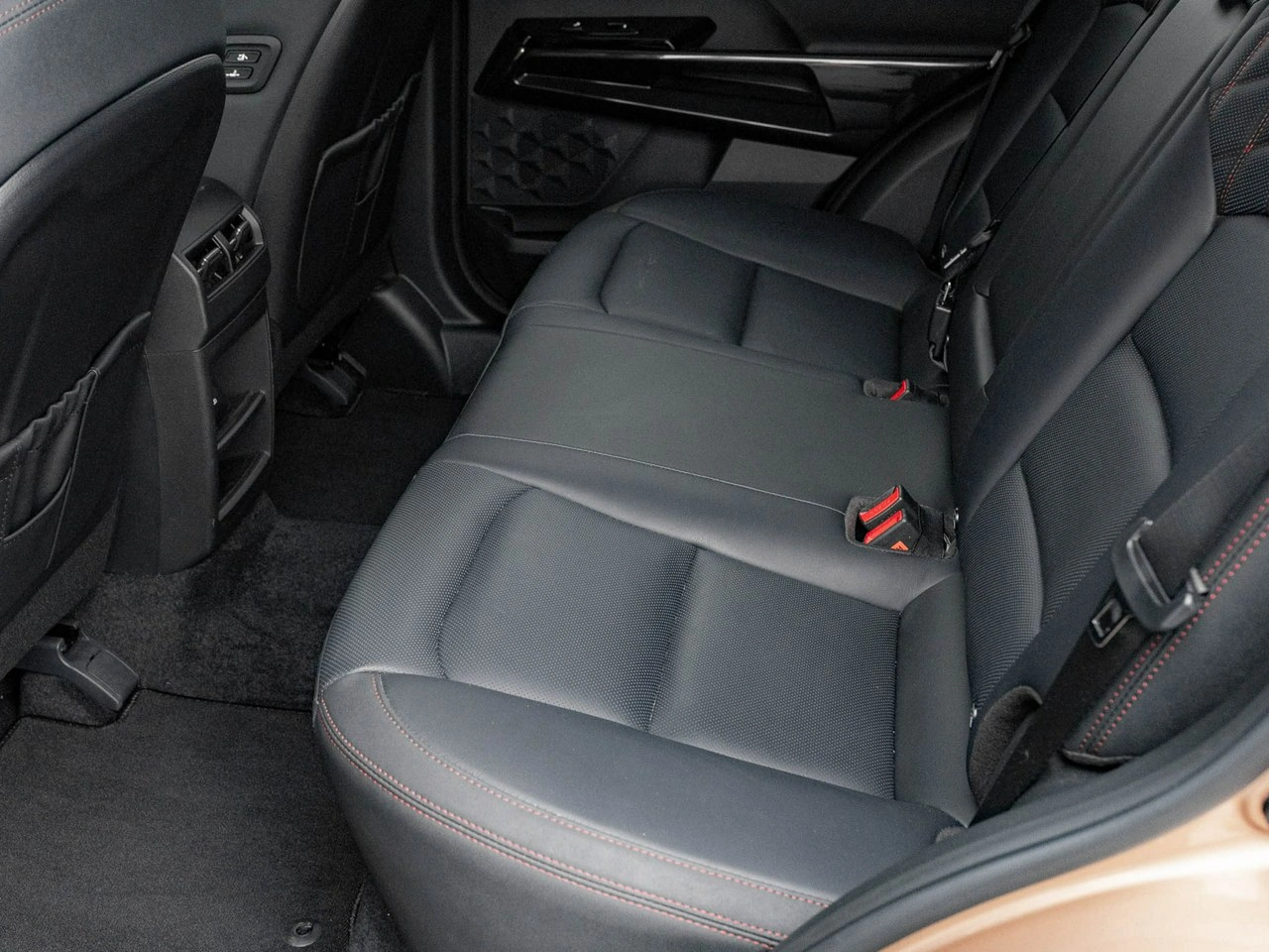 SsangYong/KGM Actyon - Zdjęcie 24