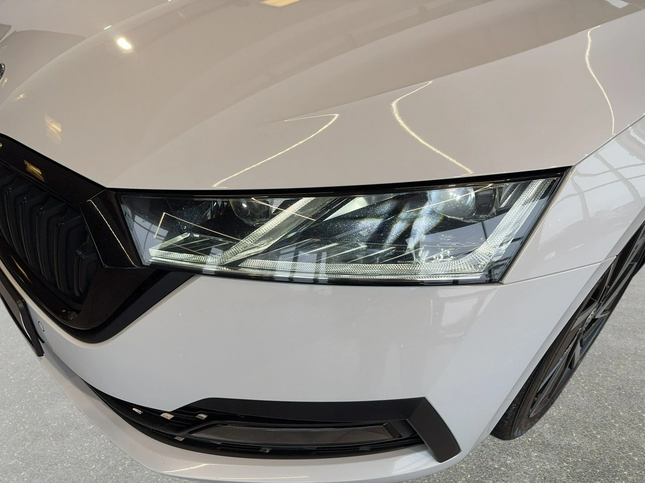 Skoda Octavia - Zdjęcie 8