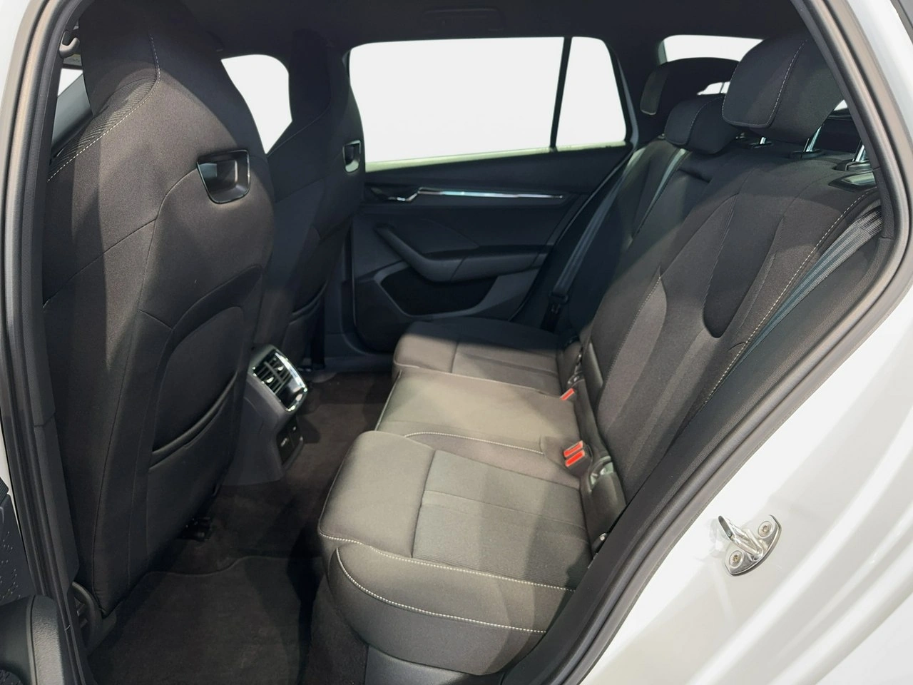 Skoda Octavia - Zdjęcie 12