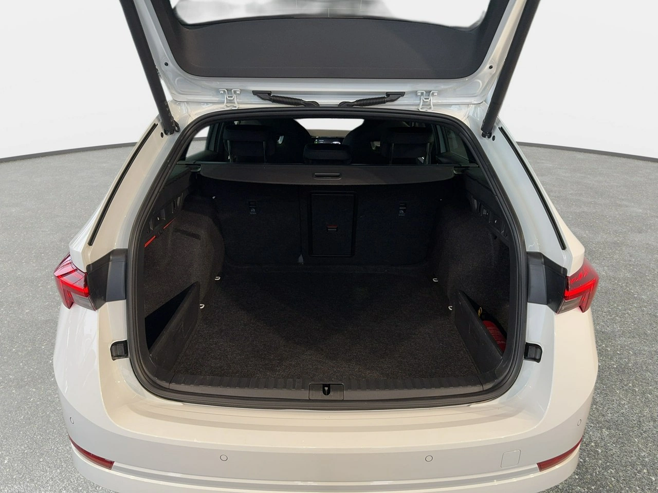 Skoda Octavia - Zdjęcie 13