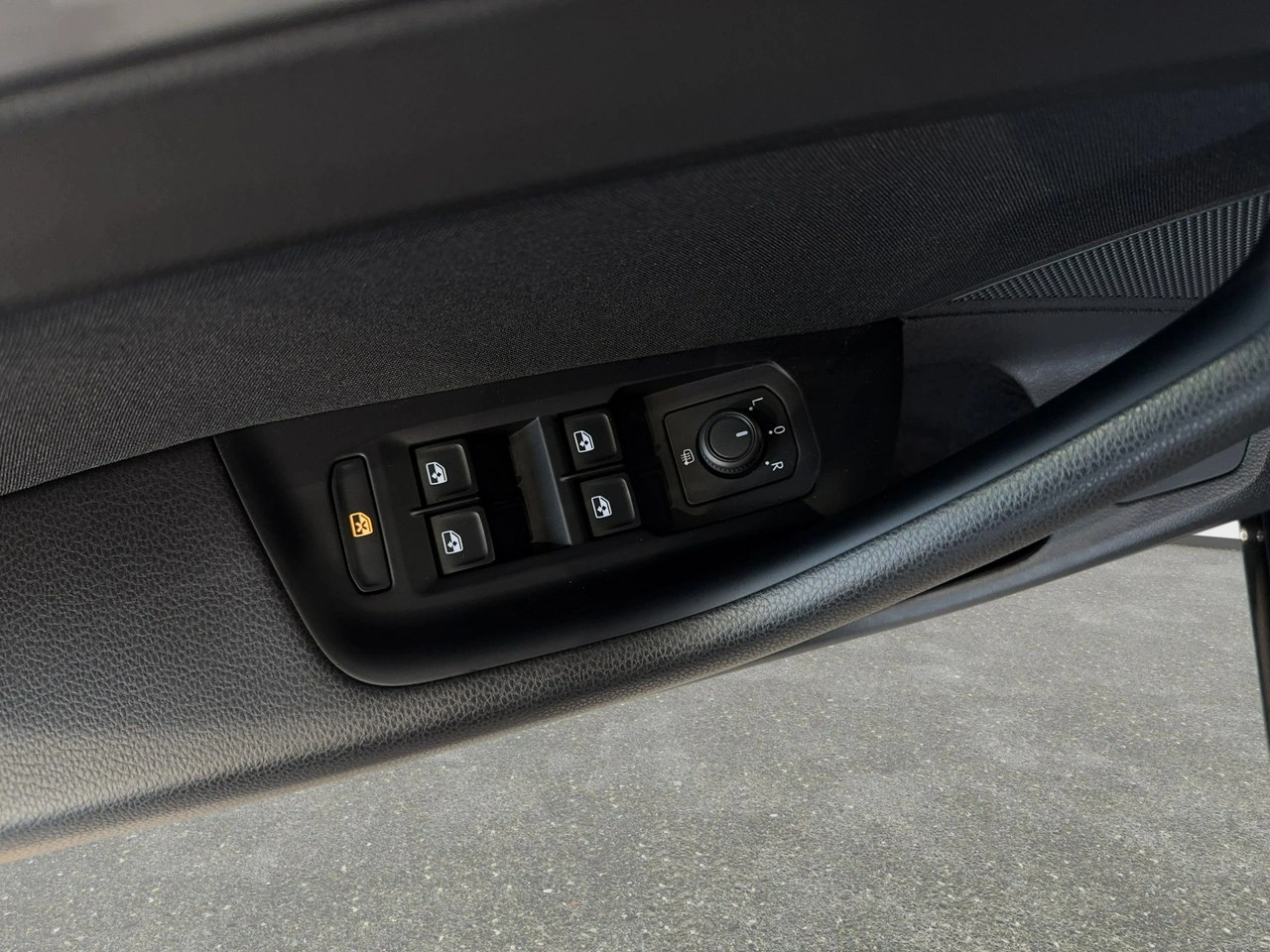 Volkswagen Passat Variant - Zdjęcie 23