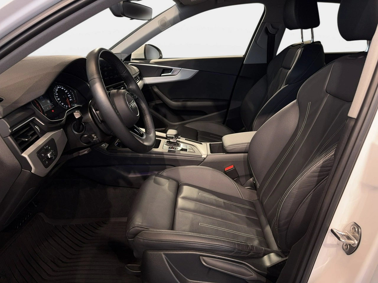 Audi A4 - Zdjęcie 11