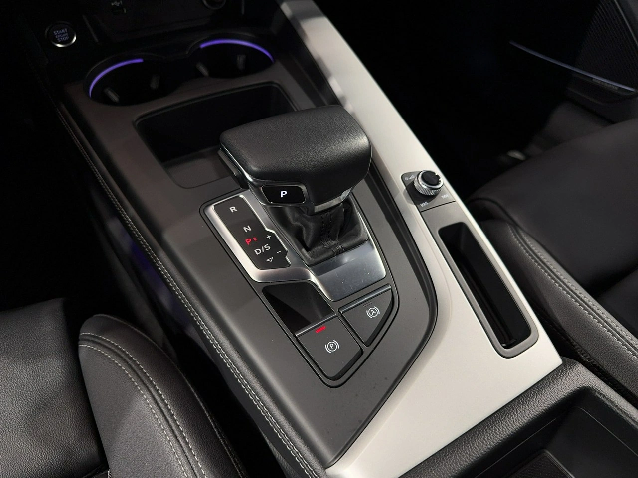 Audi A4 - Zdjęcie 24