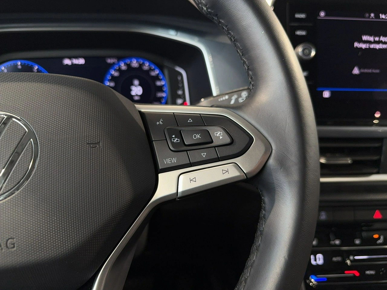 Volkswagen T-Roc - Zdjęcie 20