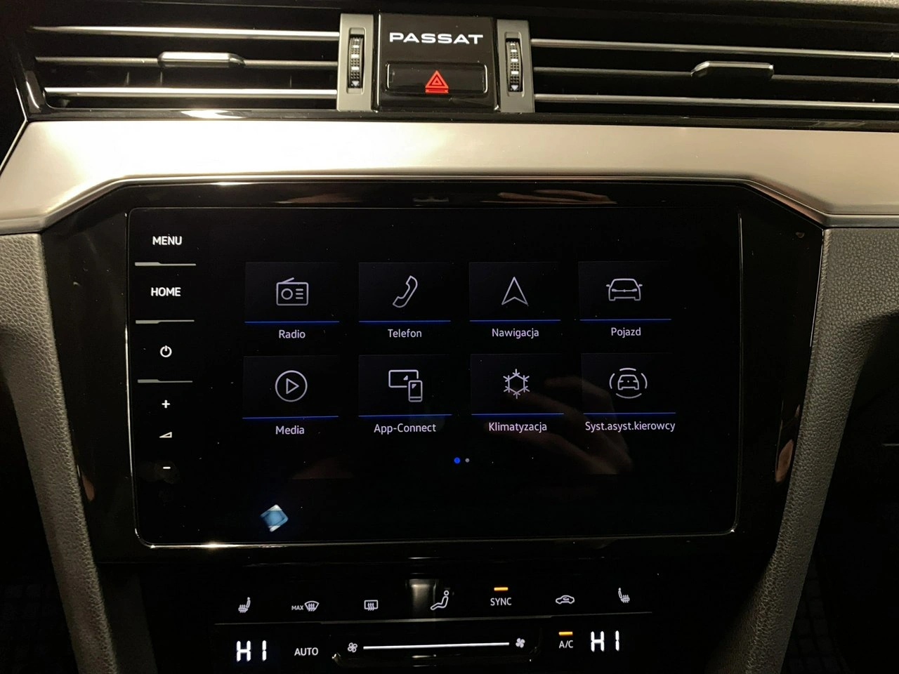 Volkswagen Passat Variant - Zdjęcie 25