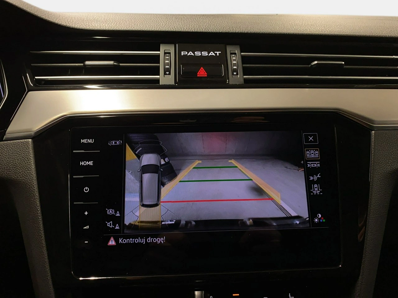 Volkswagen Passat Variant - Zdjęcie 31