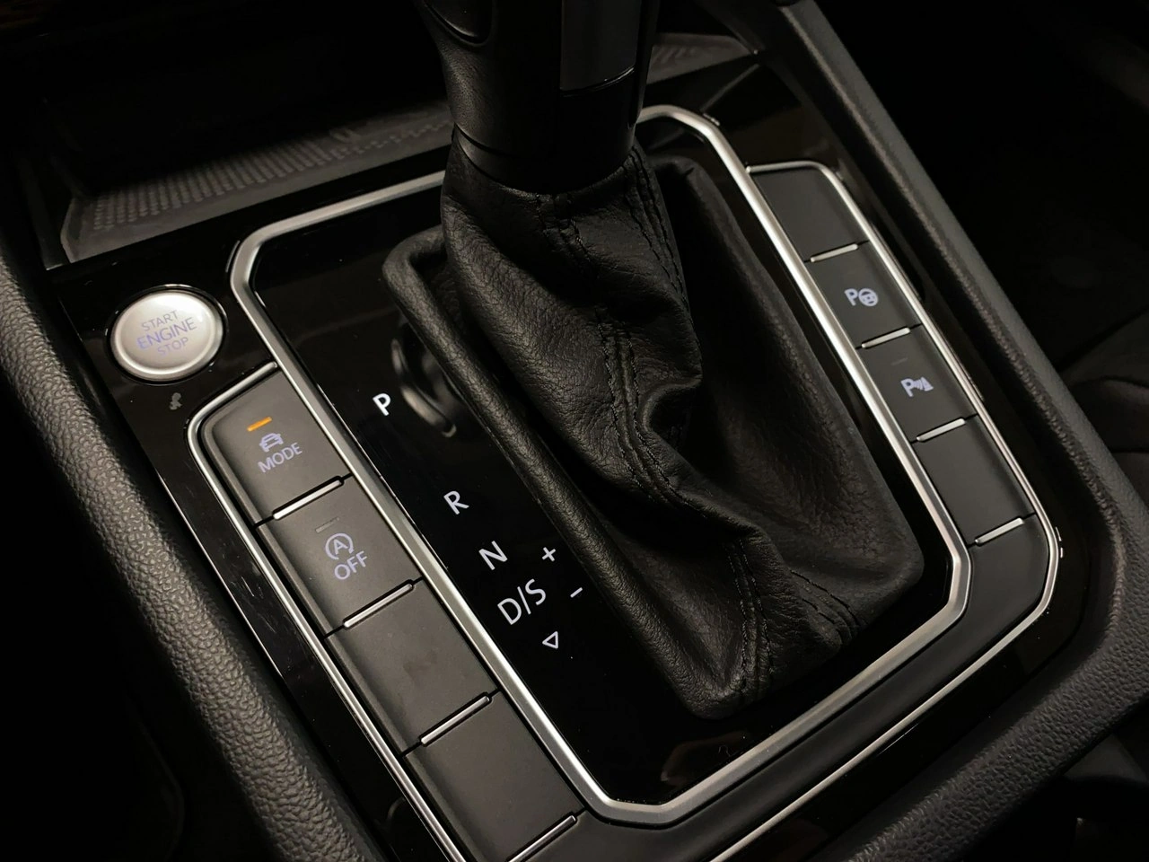 Volkswagen Passat Variant - Zdjęcie 34