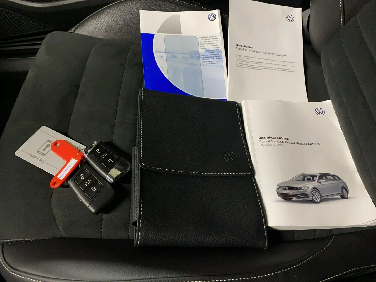 Volkswagen Passat Variant - Zdjęcie 39