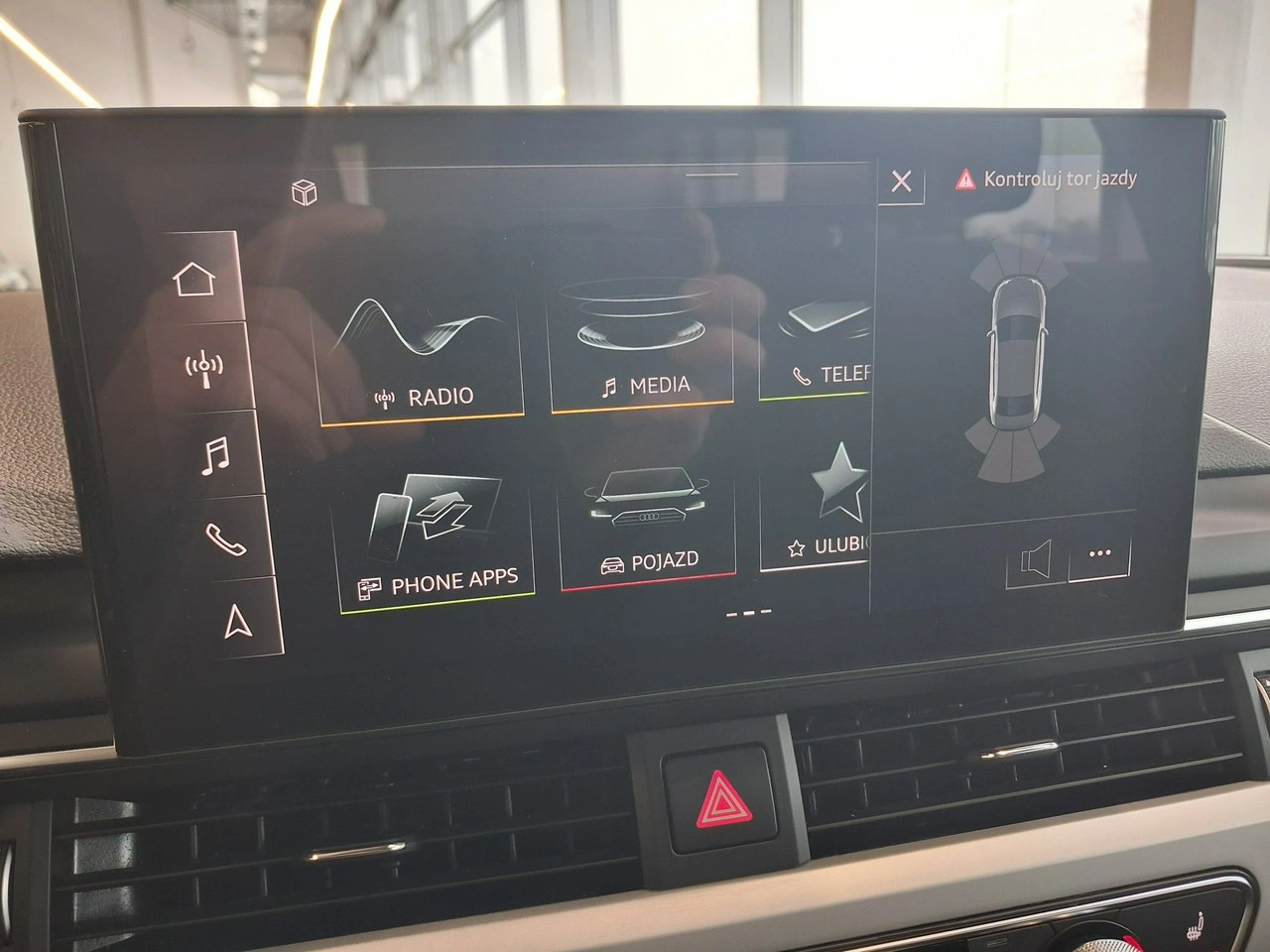 Audi A4 - Zdjęcie 21