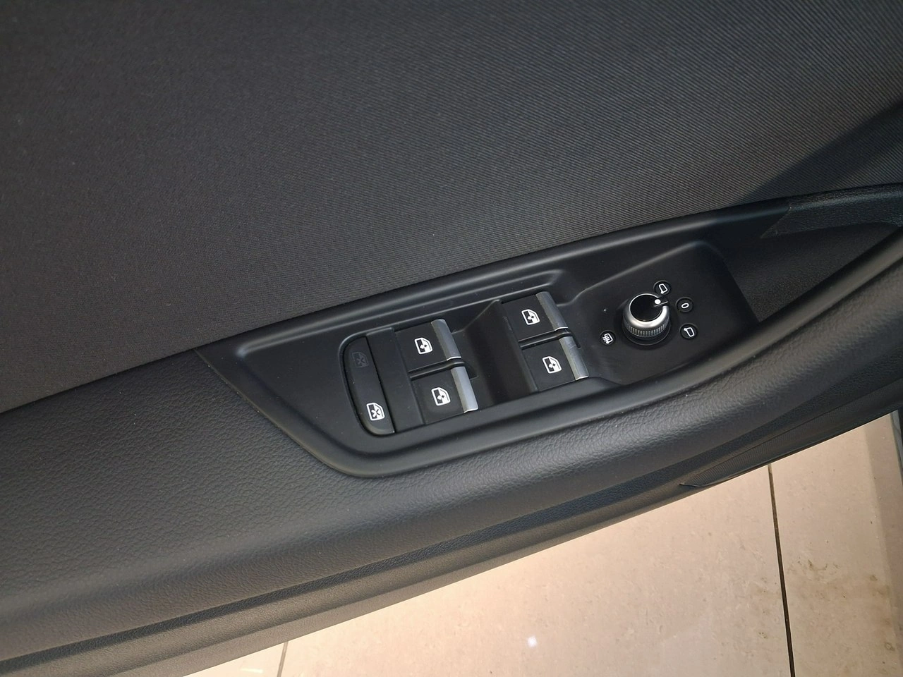 Audi A4 - Zdjęcie 24