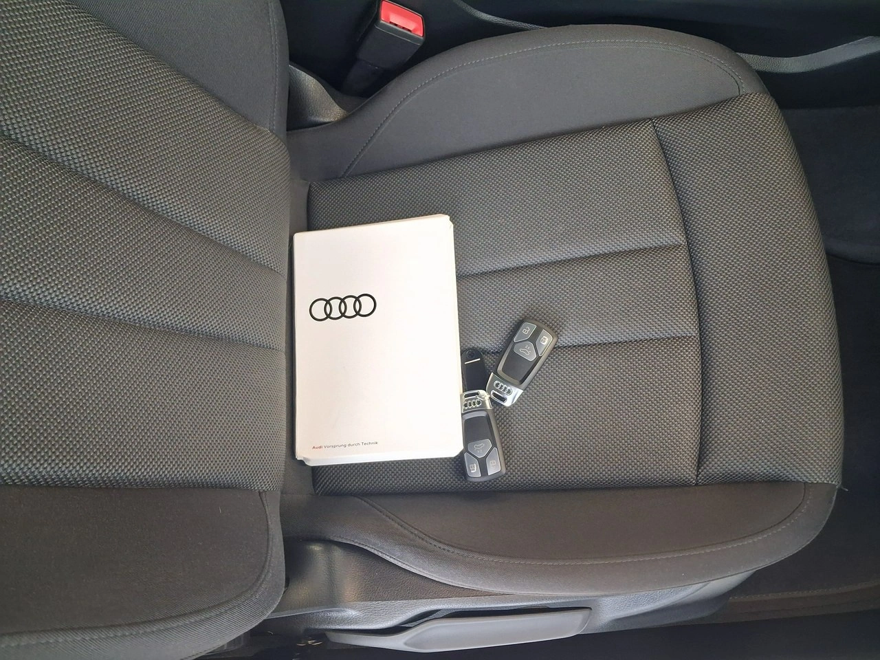 Audi A4 - Zdjęcie 26