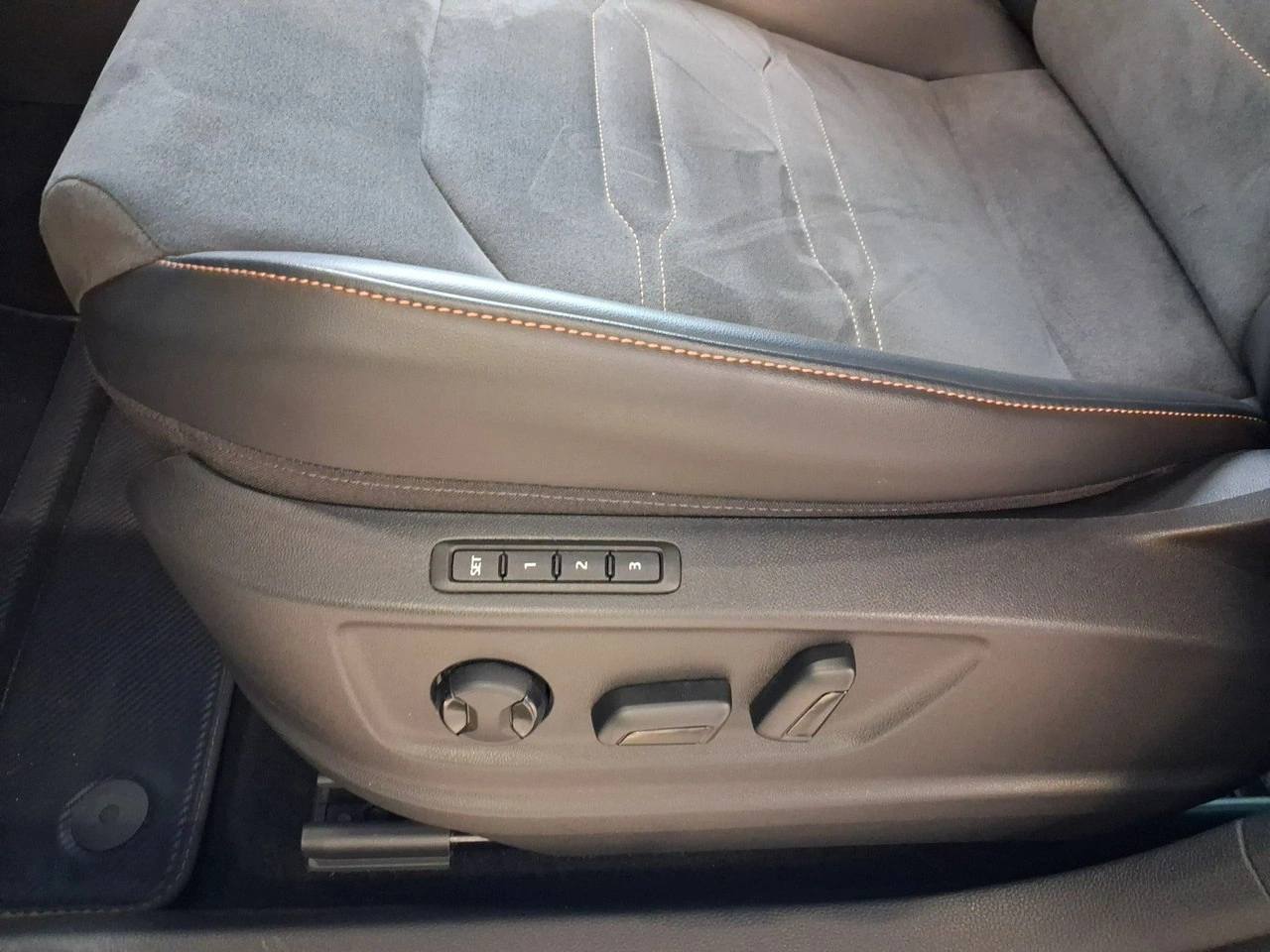 Cupra Ateca - Zdjęcie 9