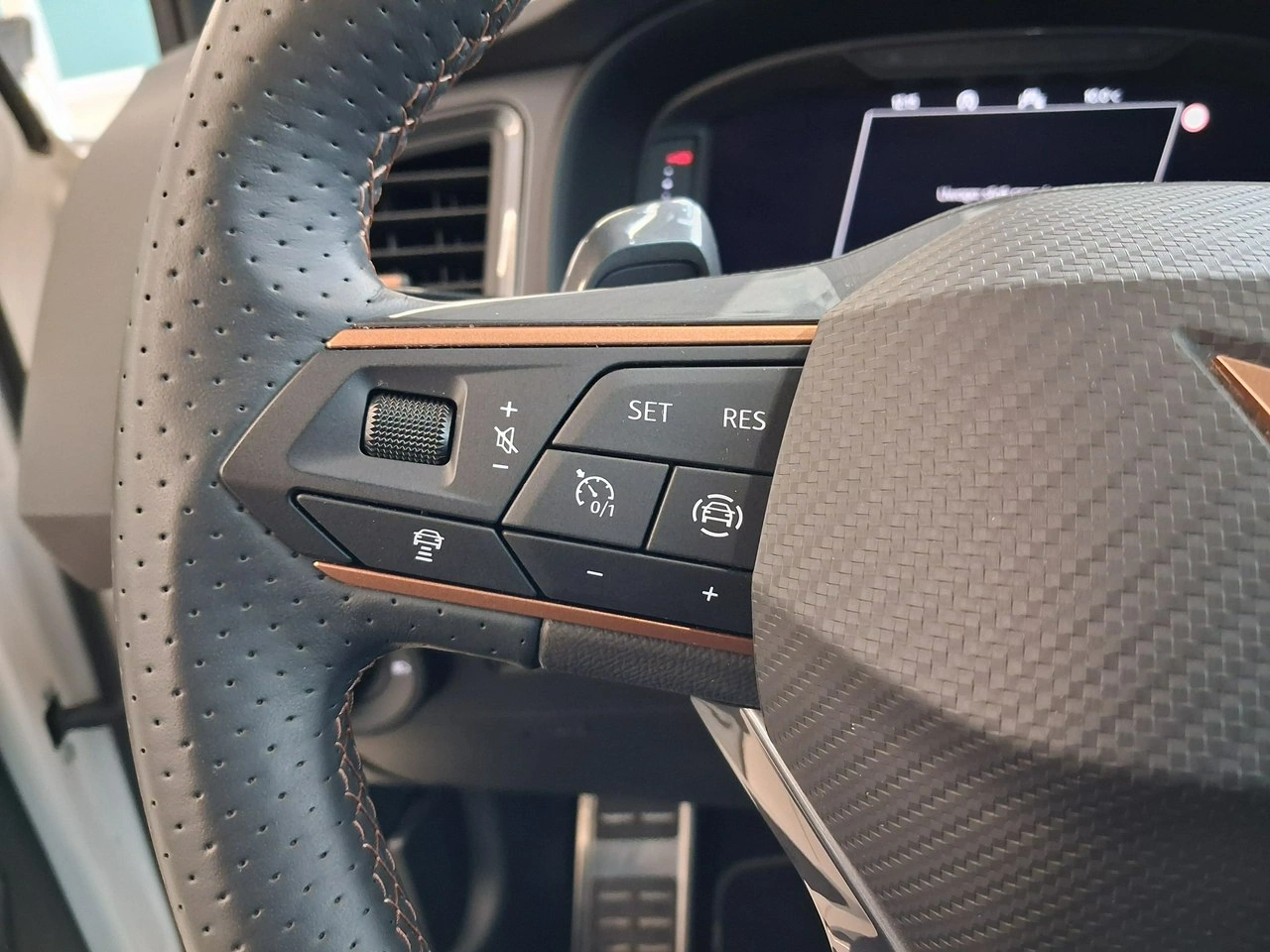 Cupra Ateca - Zdjęcie 17