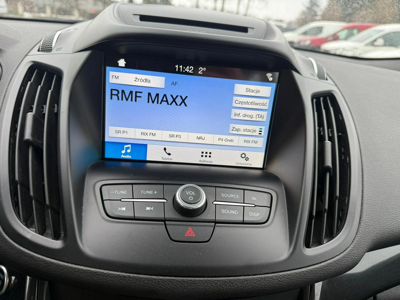 Ford Kuga - Zdjęcie 21